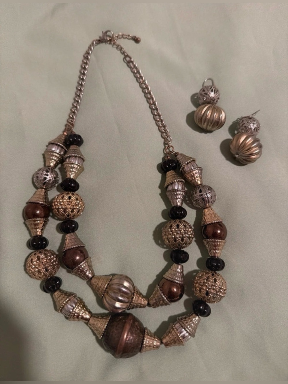 Vintage Necklace Set Gold Black Brown Beads